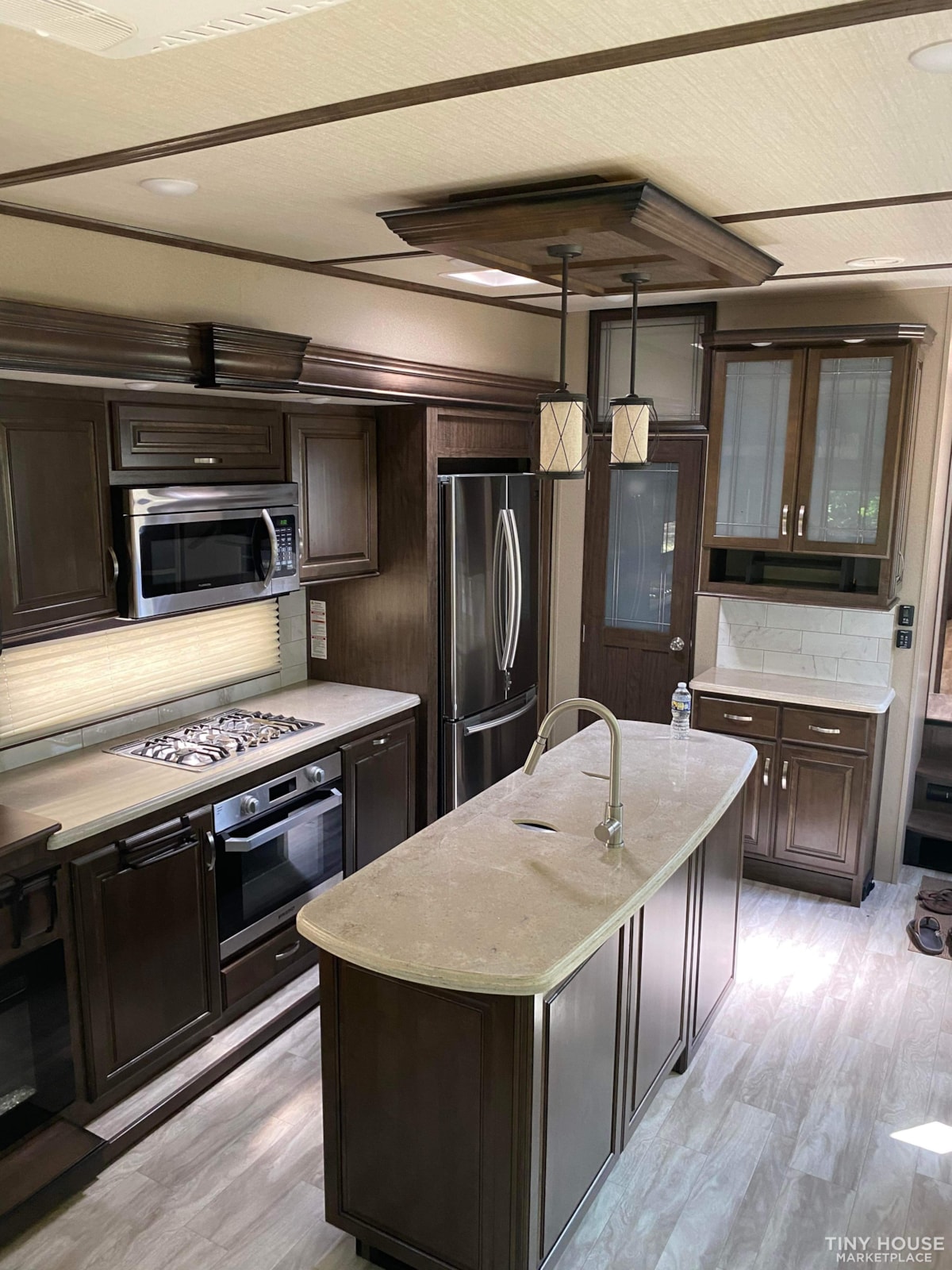 2020 Grand Design Solitude 310 GKR - Image 3 Thumbnail