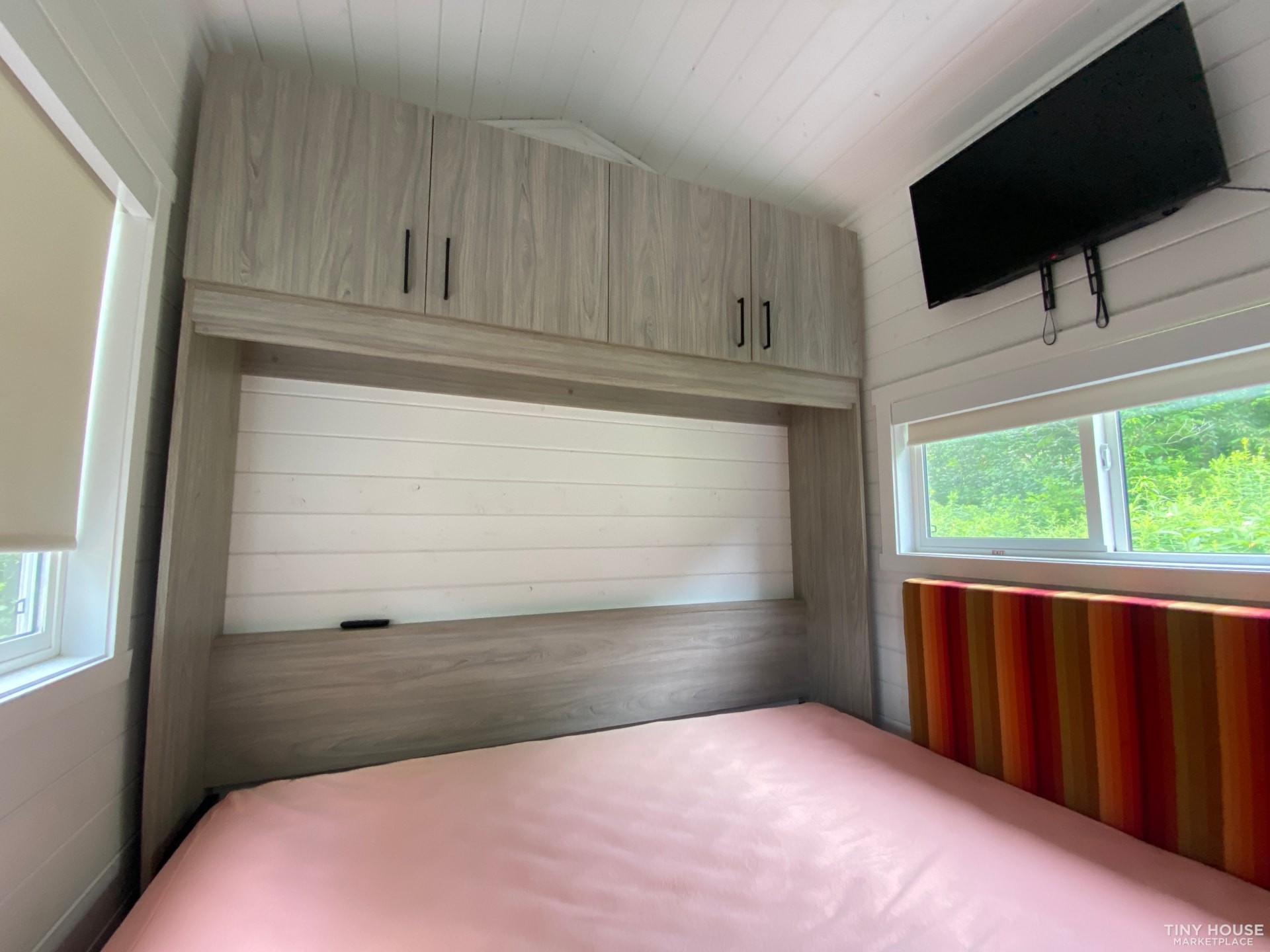 2020 Tiny House – 2 bed – 368 square feet - Image 3 Thumbnail
