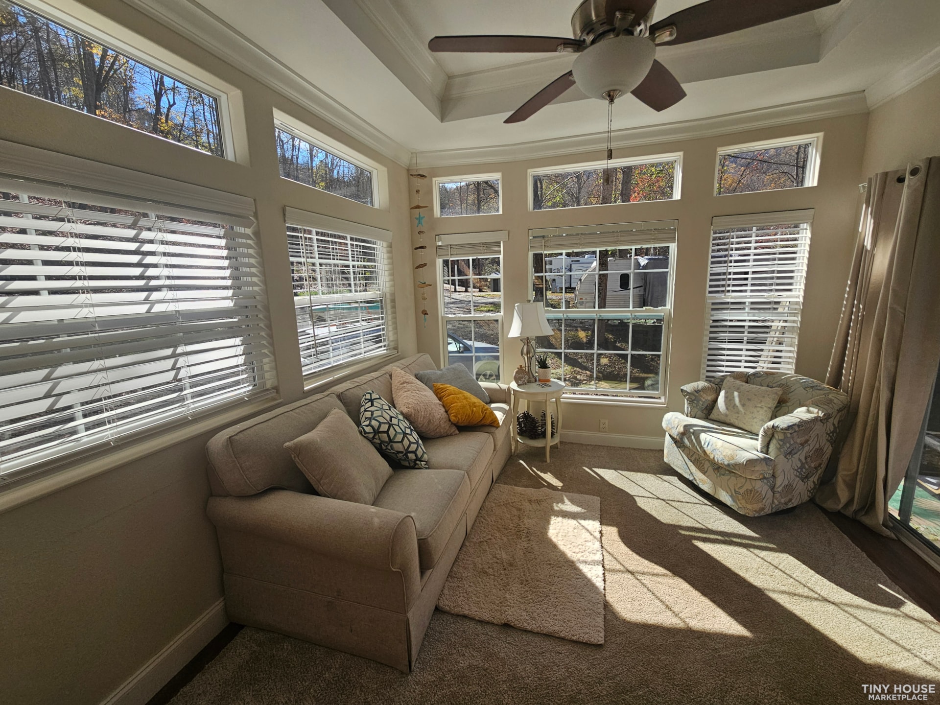 2021 FULLY FURNISHED BRIGHT BEAUTIFUL TINY HOUSE  - Image 3 Thumbnail