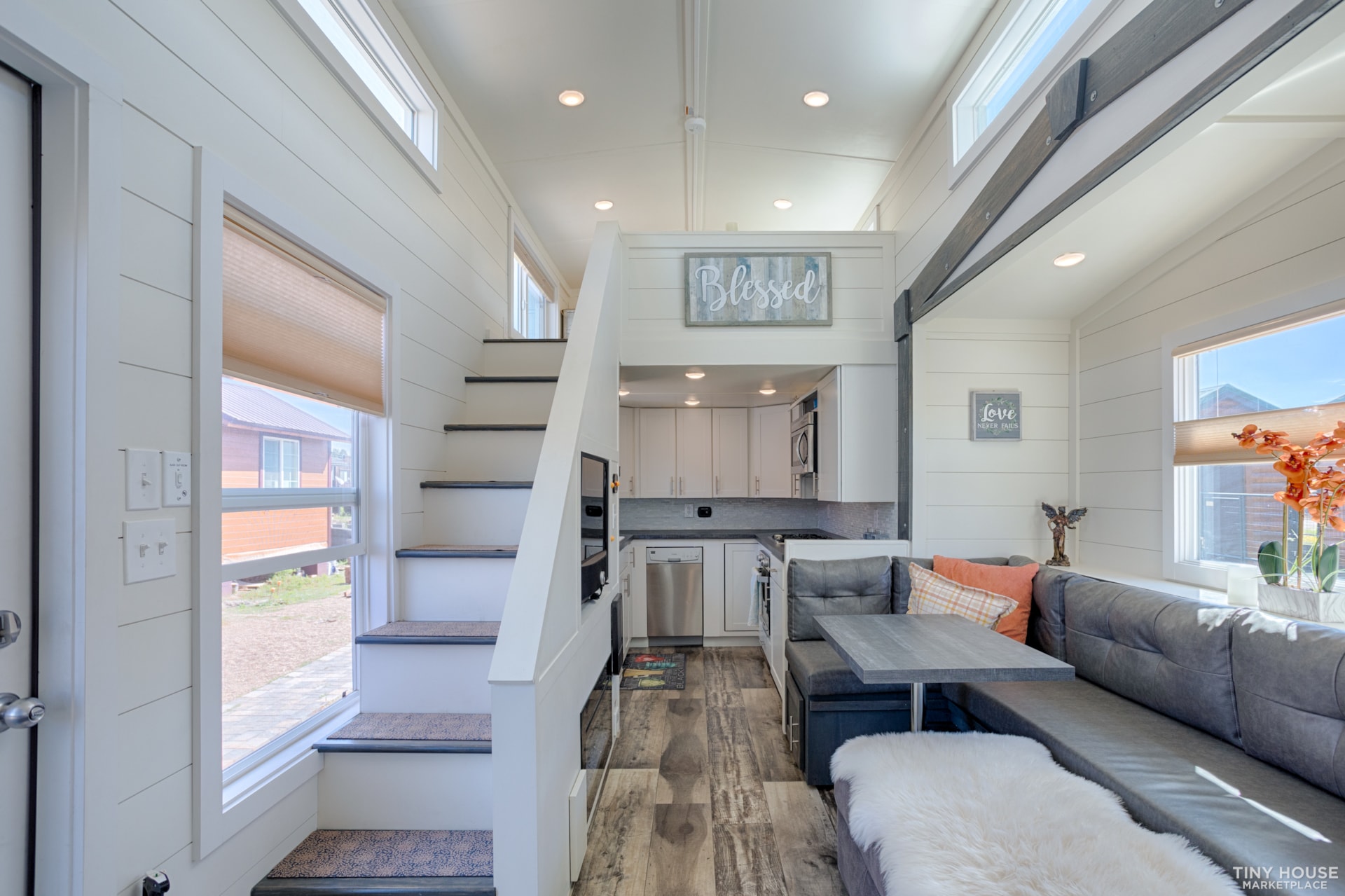 2021 Gorgeous modern upscale Off-Grid certified TINY - Image 1 Thumbnail