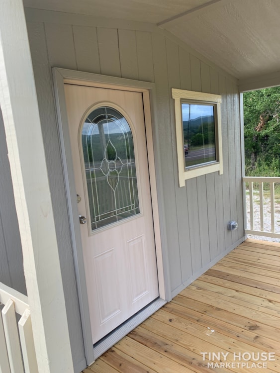 2021 Legacy Gray Tiny Home for sale - Image 3 Thumbnail