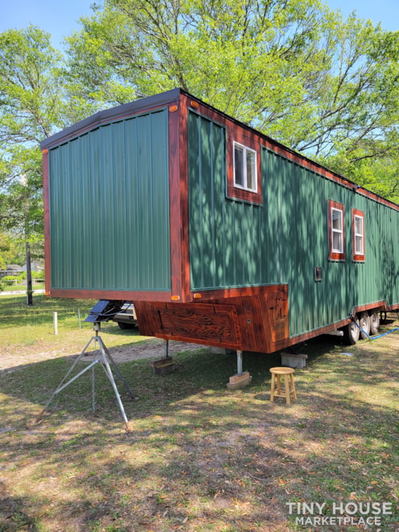 2021 Tiny Home On Wheels - Image 3 Thumbnail
