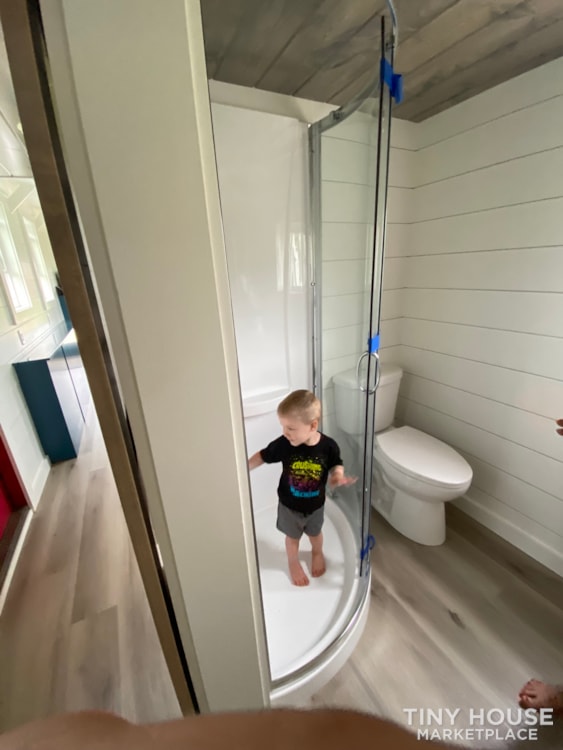 2022 34’ tiny home on wheels for sale - Image 4 Thumbnail