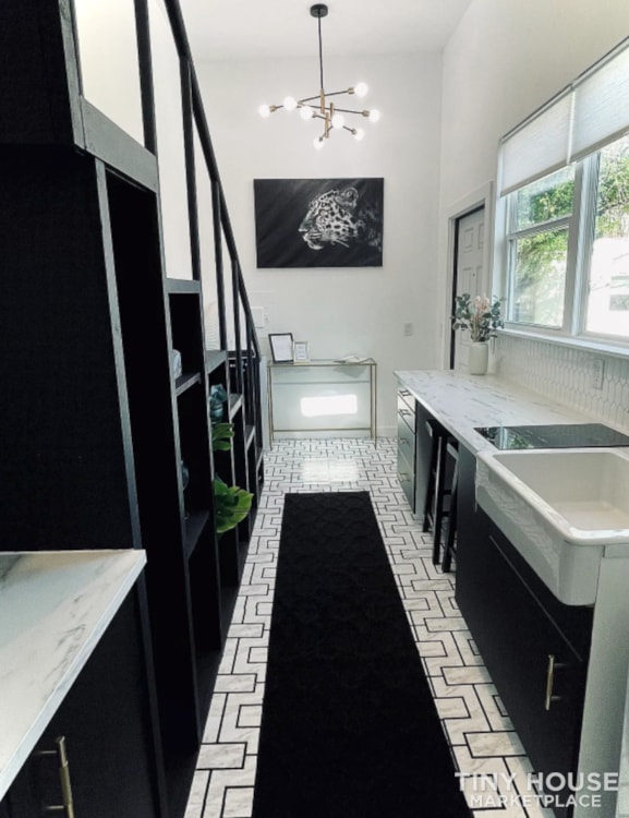 2022 Modern tiny home 
