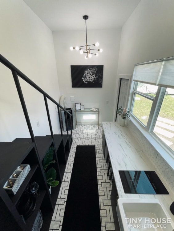 2022 Modern tiny home  - Image 2 Thumbnail