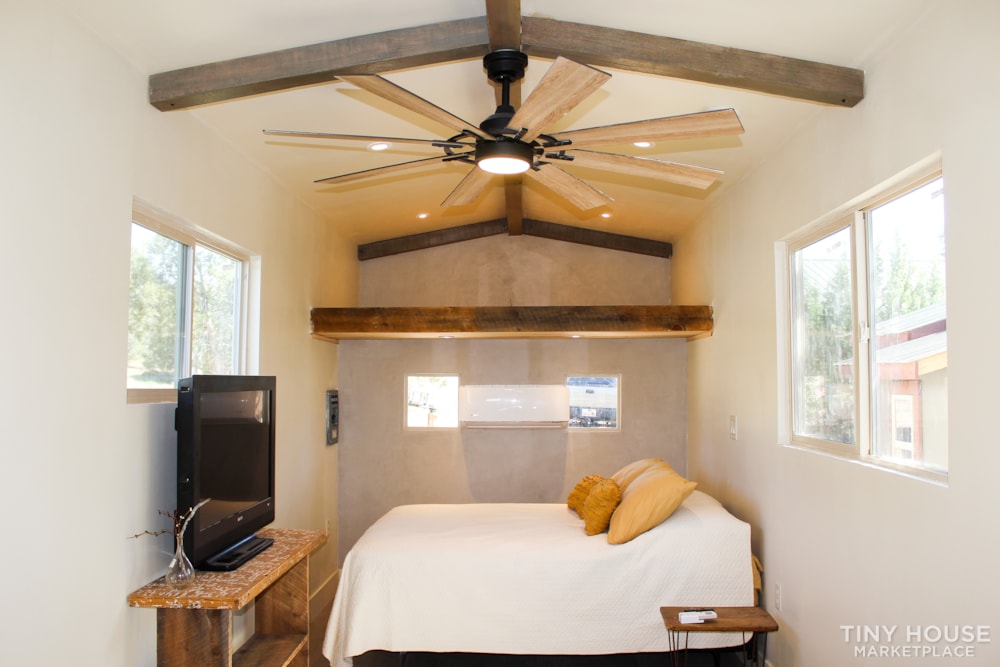2022 new Tiny house on wheels 30' - Image 2 Thumbnail