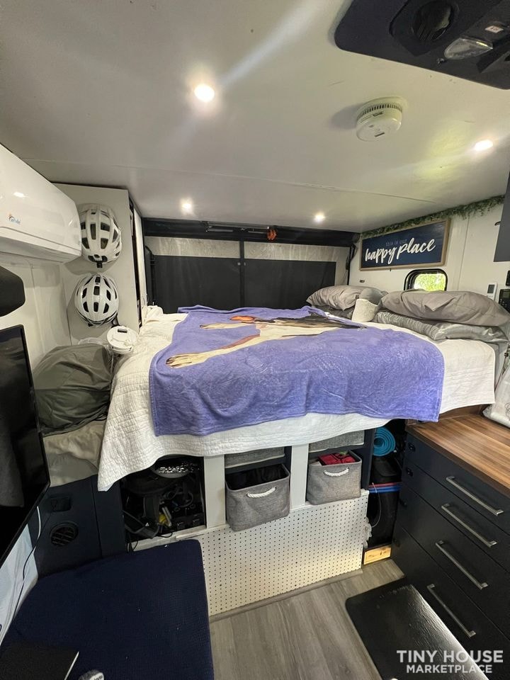 2022 Off Grid Camper - Image 2 Thumbnail