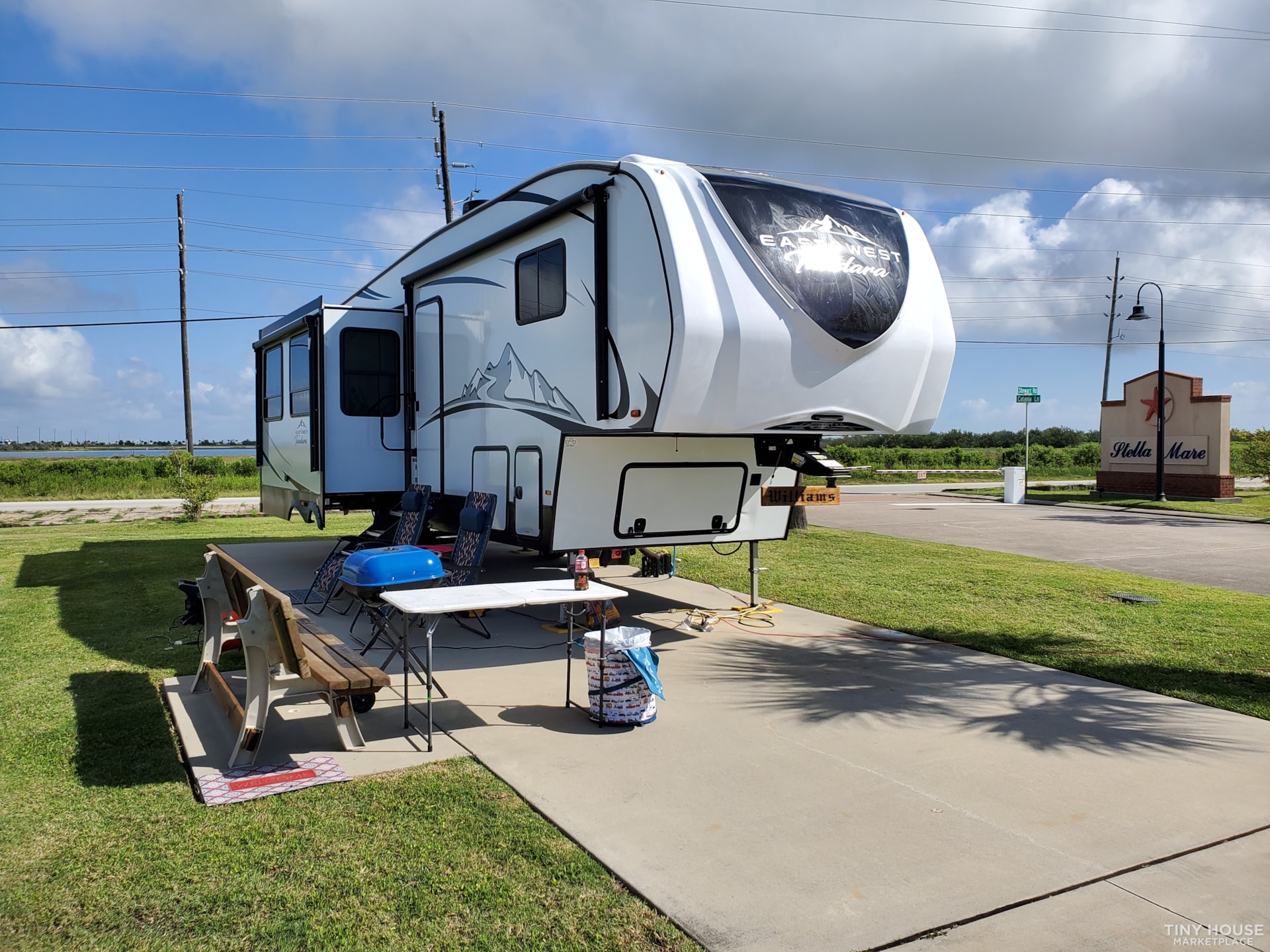2022 Tandara 5th Wheel RV - Used