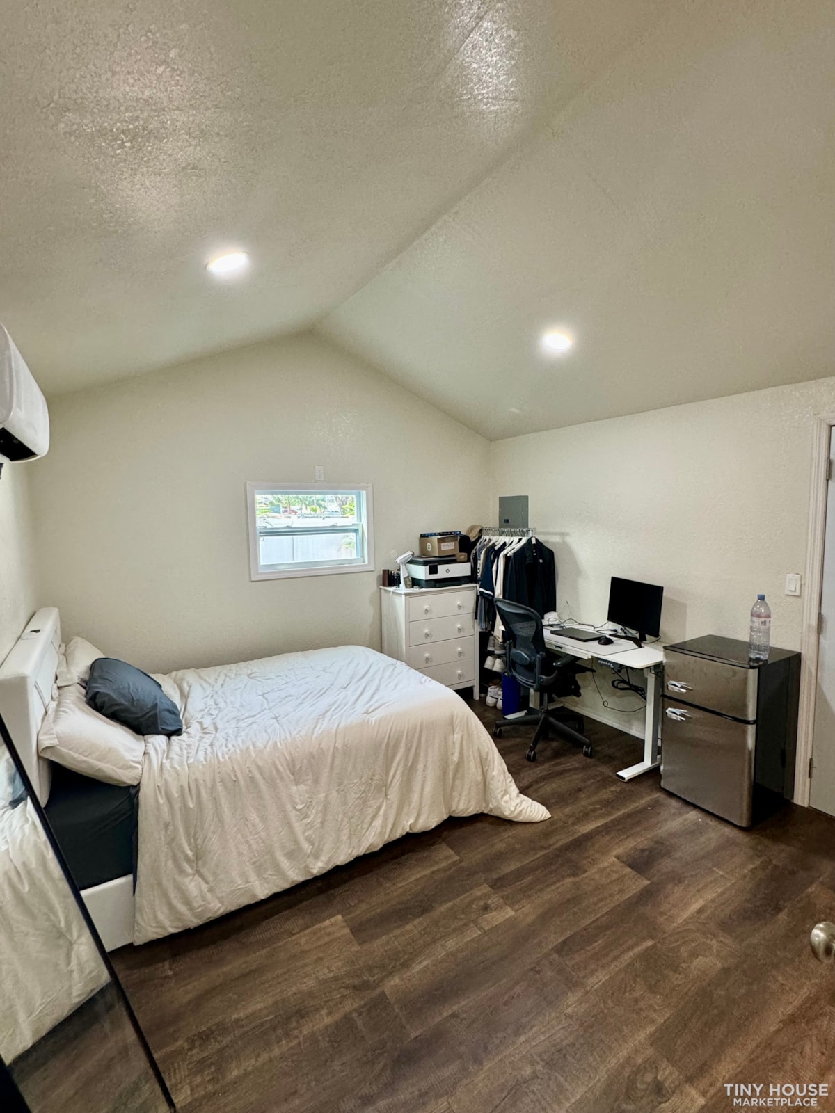 2023 200 sq ft Efficiency Studio – Movable Tiny Home - Image 1 Thumbnail