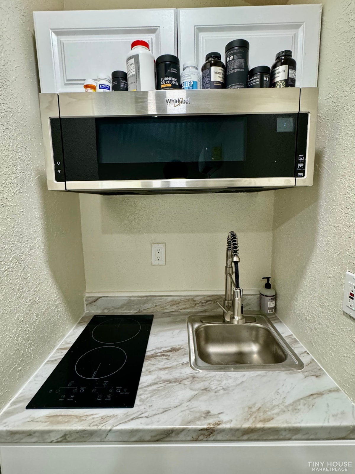 2023 200 sq ft Efficiency Studio – Movable Tiny Home - Image 3 Thumbnail