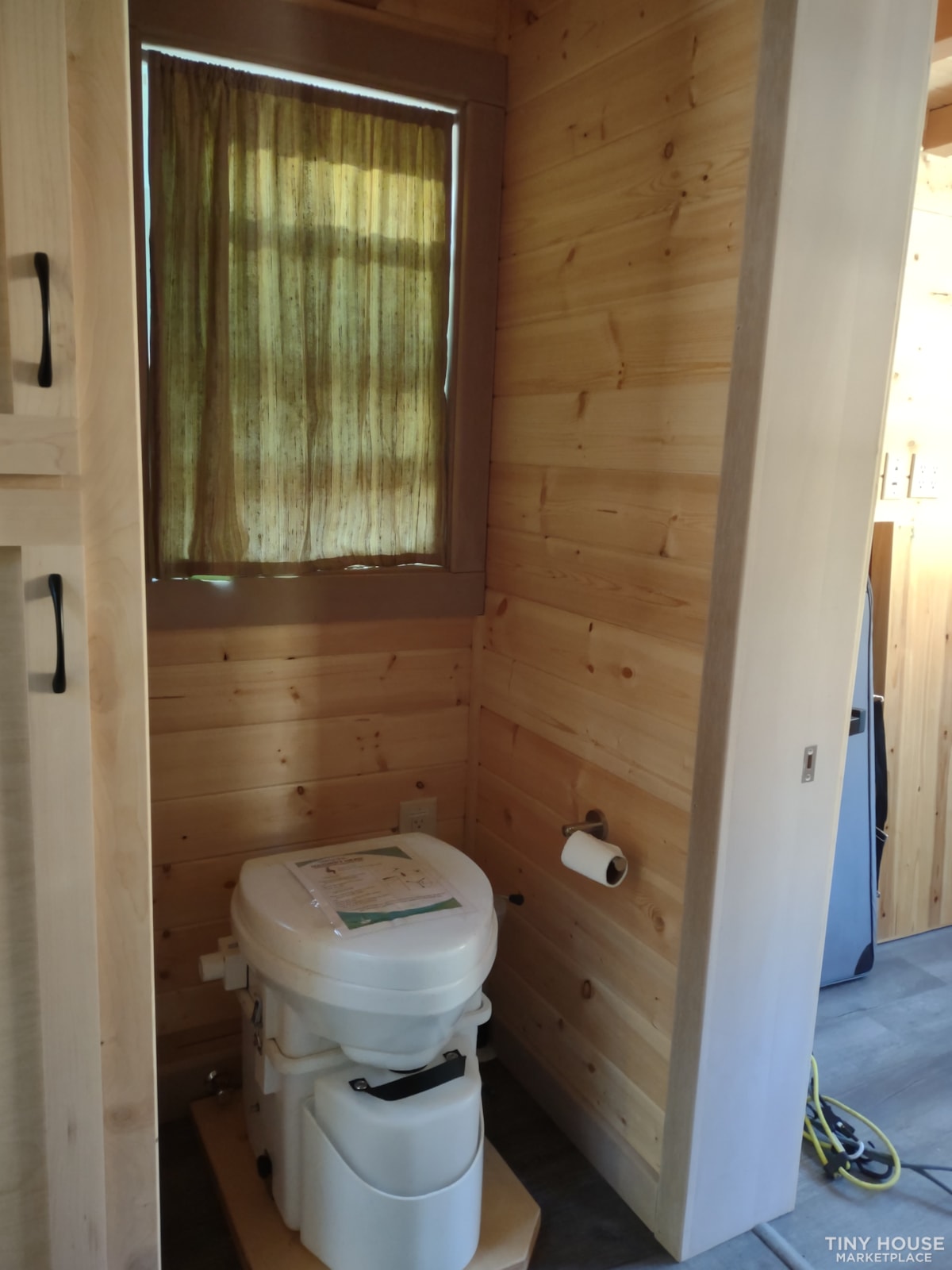 REDUCED PRICE 2023 Custom made Tumbleweed Tiny Home - Image 5 Thumbnail