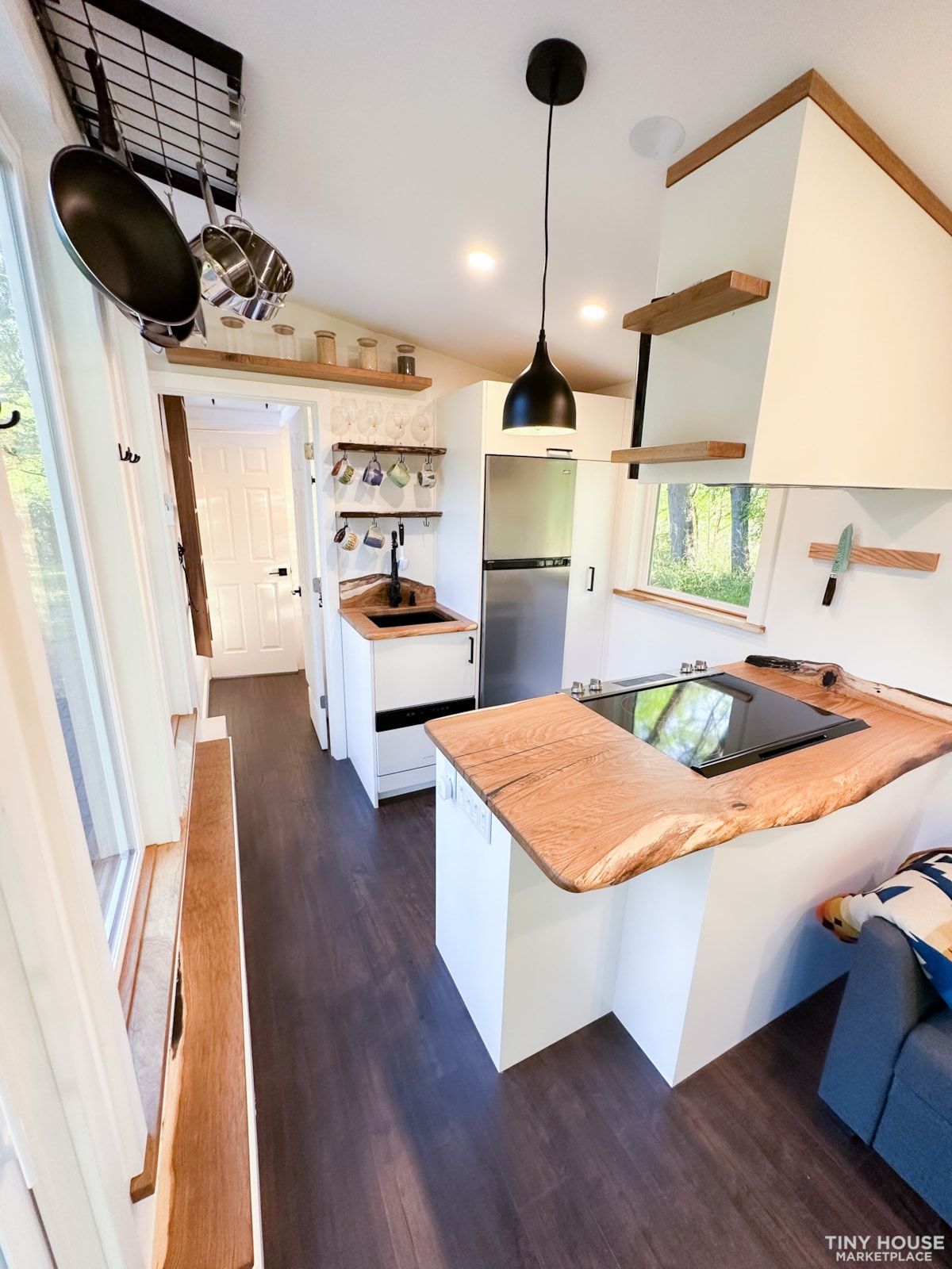 2023 Scandinavien 30' Tiny Home - Image 4 Thumbnail