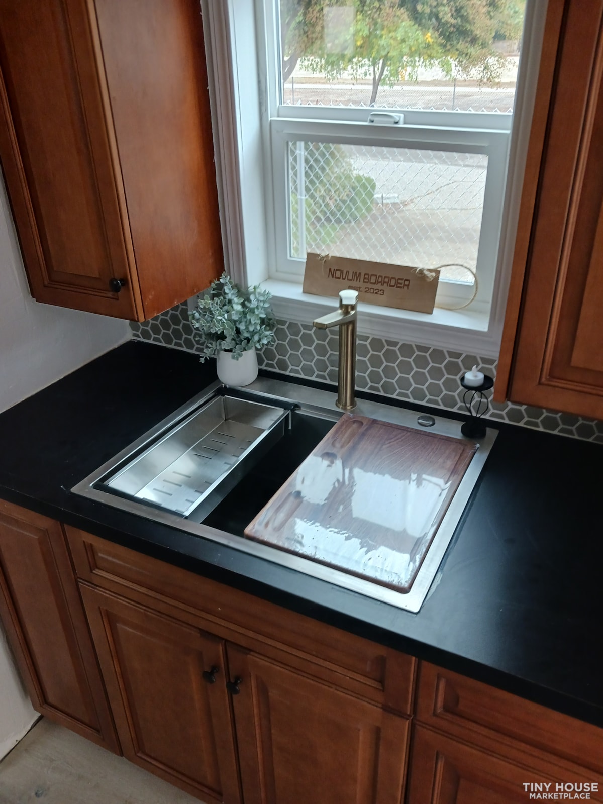 2025 Tiny Home - Image 2 Thumbnail