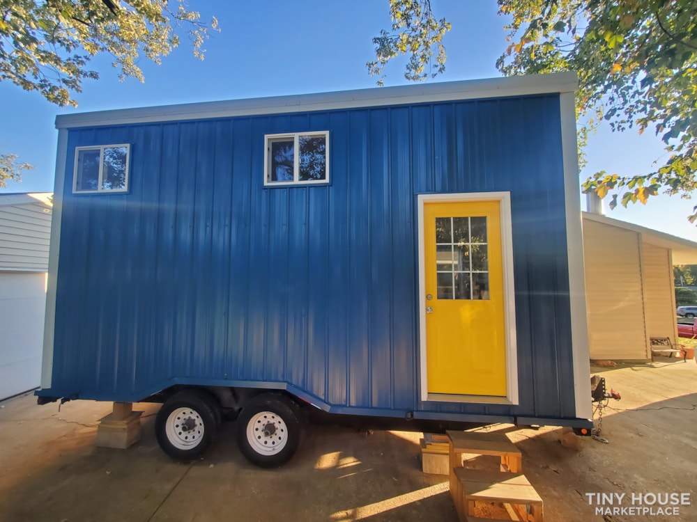Beautiful and New 20' THOW - Image 1 Thumbnail