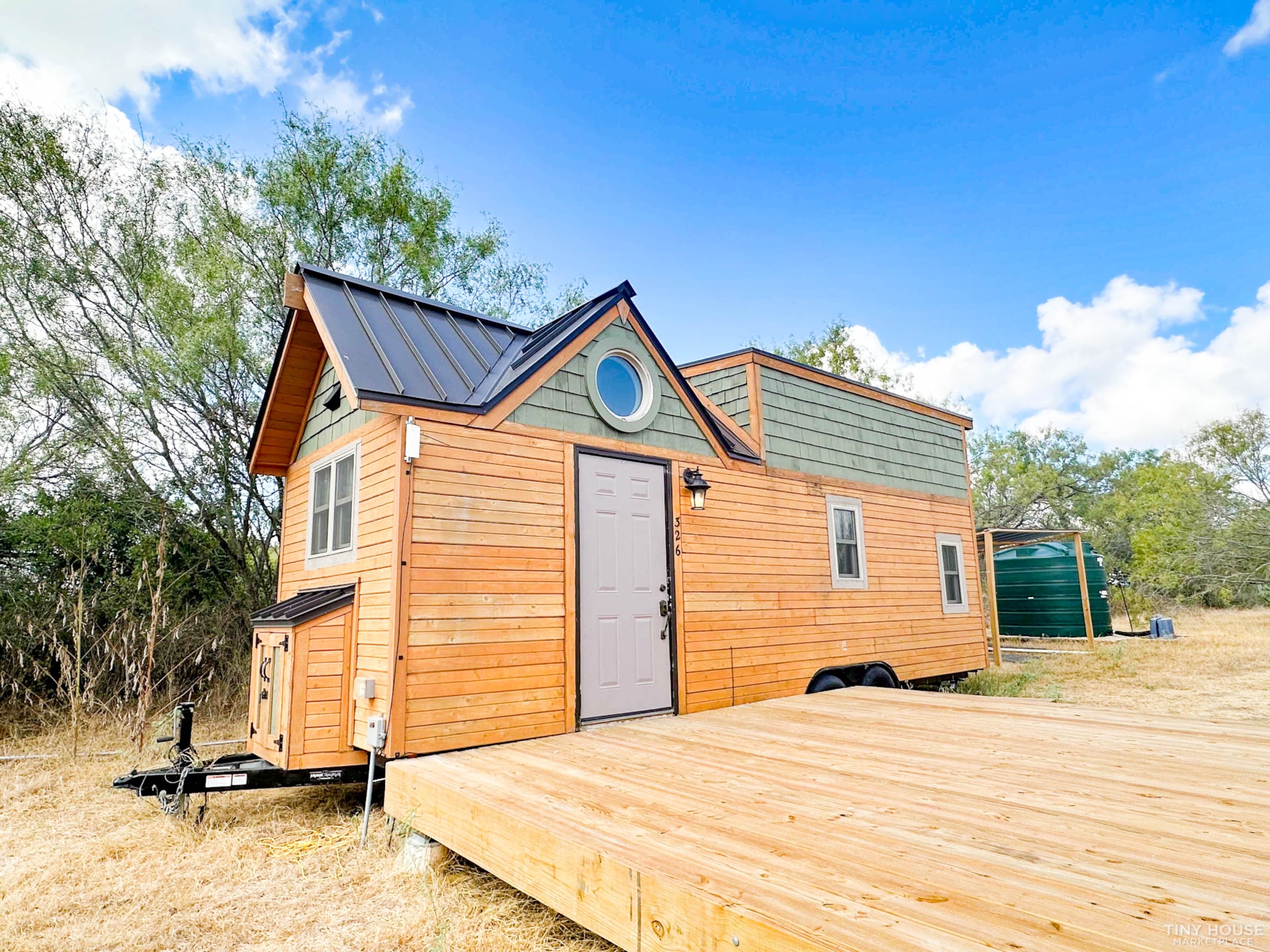 DELIVERY INCLUDED: 26 FT Long 2 Bedroom Tiny House!! 