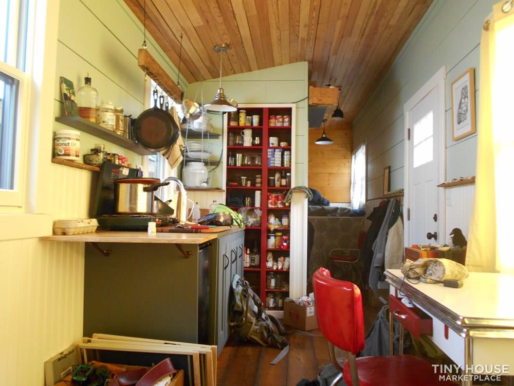 230 sq ft Tiny House on gooseneck trailer  - Image 3 Thumbnail