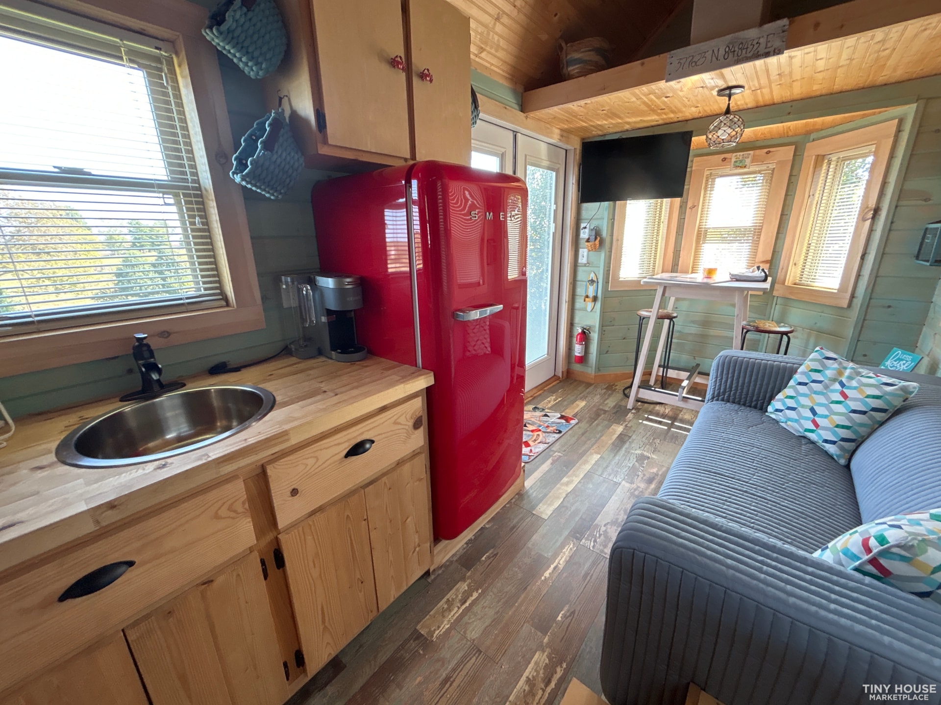 232 sq. foot Tiny House with personality! Dual lofts + Full Tub + Washer/Dryer  - Image 2 Thumbnail