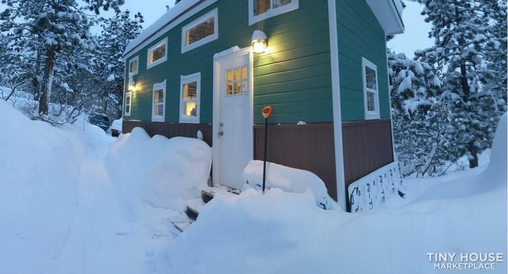 24 Foot Fully Finished, Spacious Tiny Home For Sale
