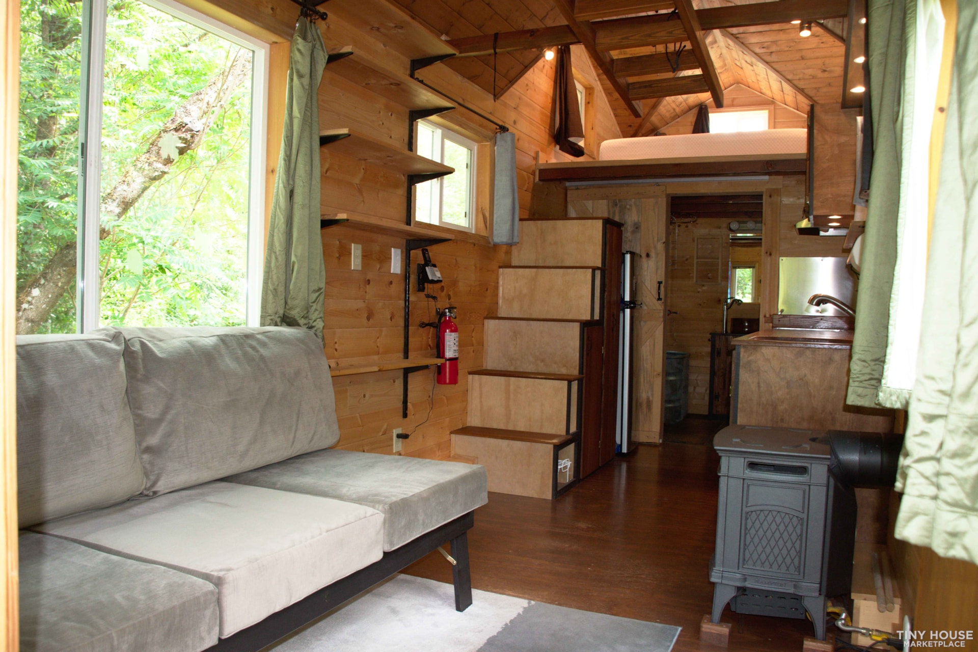 24-ft Custom Tiny Home on Wheels - Image 4 Thumbnail