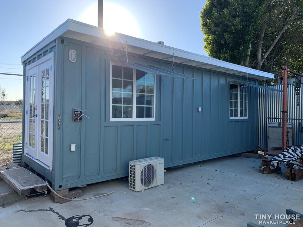 24 ft Shipping container turned into tiny house