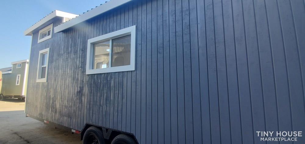 24 ft Tania Tiny Home on wheels brand NEW - Image 3 Thumbnail