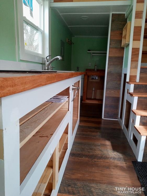 24 ft tiny house - Image 3 Thumbnail