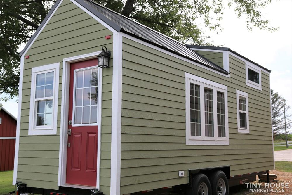 24 ft Tiny House on Trailer - Professionally Built and Third Party Inspected - Image 3 Thumbnail