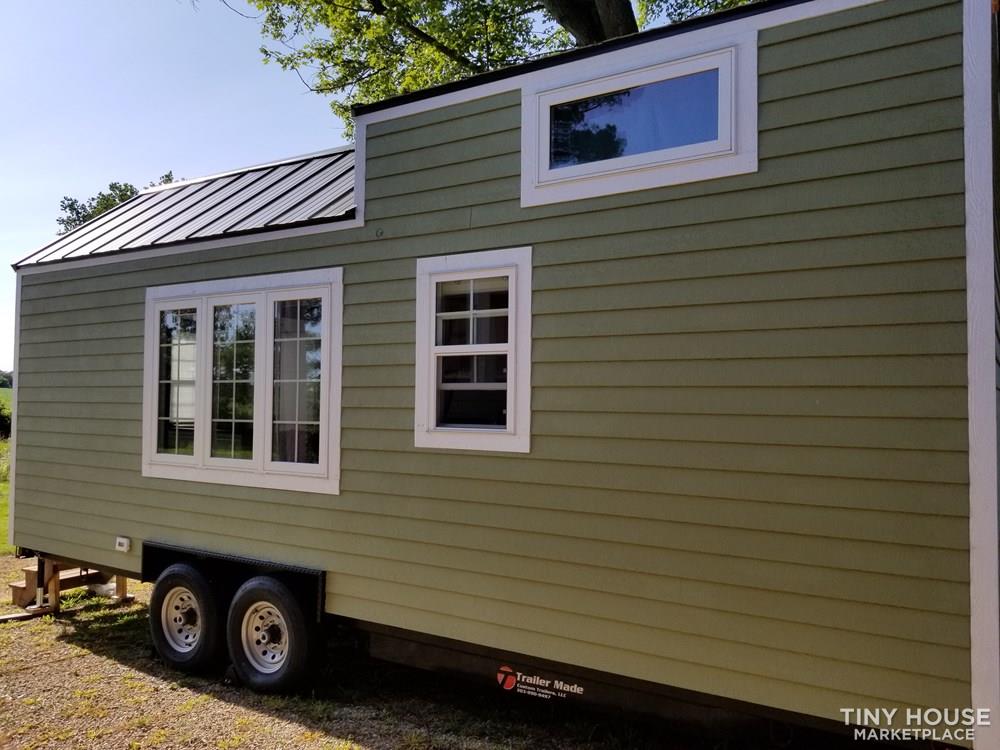 24 ft Tiny House on Trailer - Professionally Built and Third Party Inspected - Image 4 Thumbnail