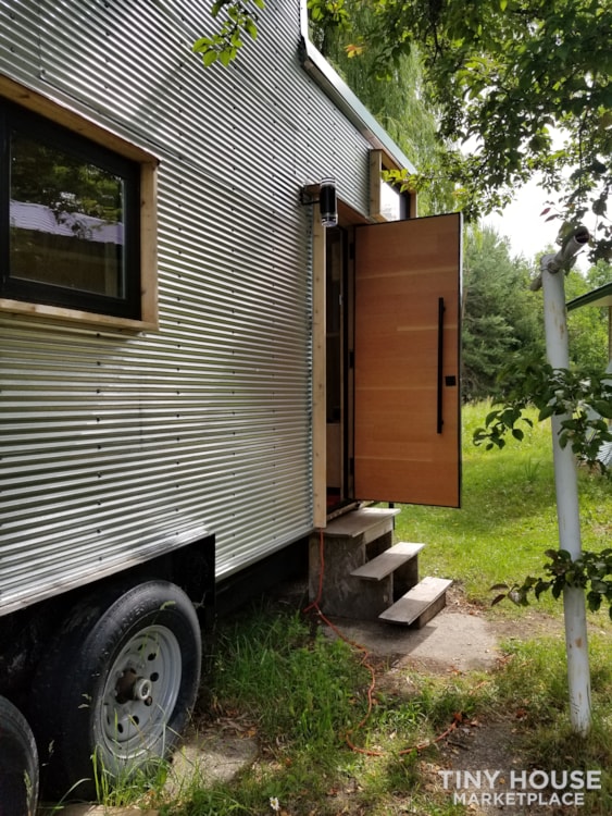 24' Shiny Surf Shack - Image 2 Thumbnail
