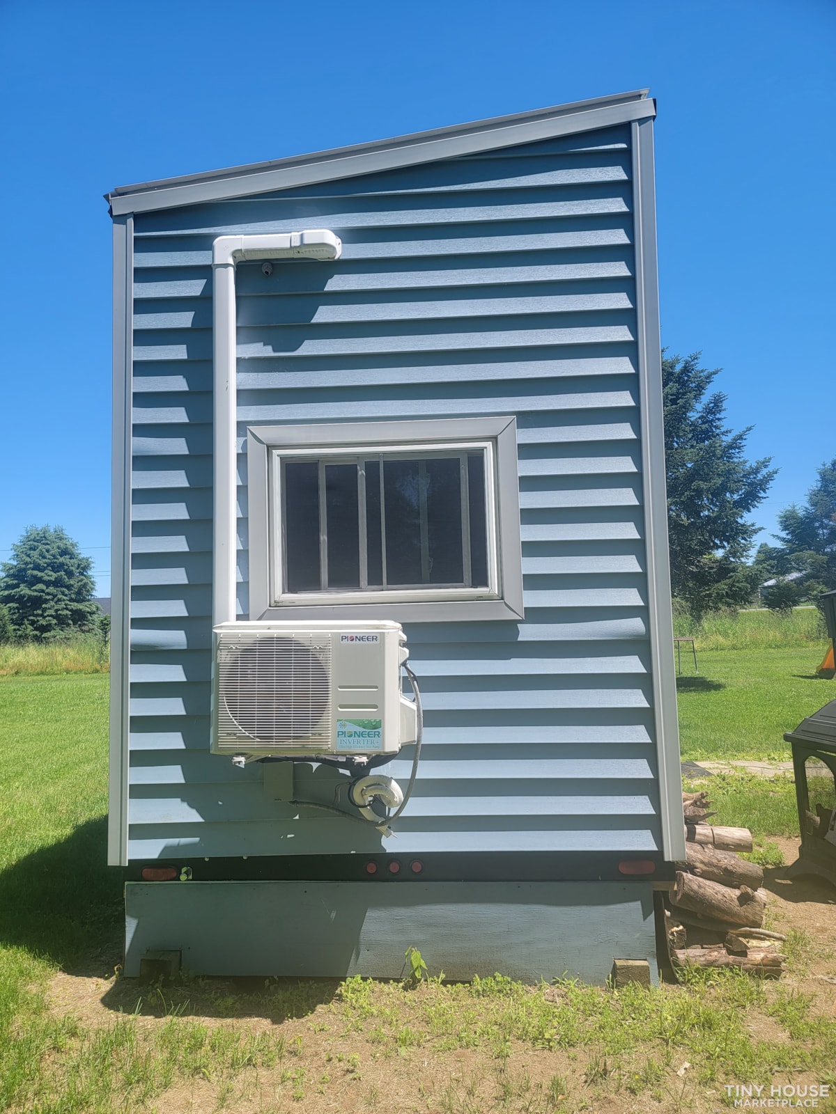 24' THOW in Northern NY  - Image 2 Thumbnail