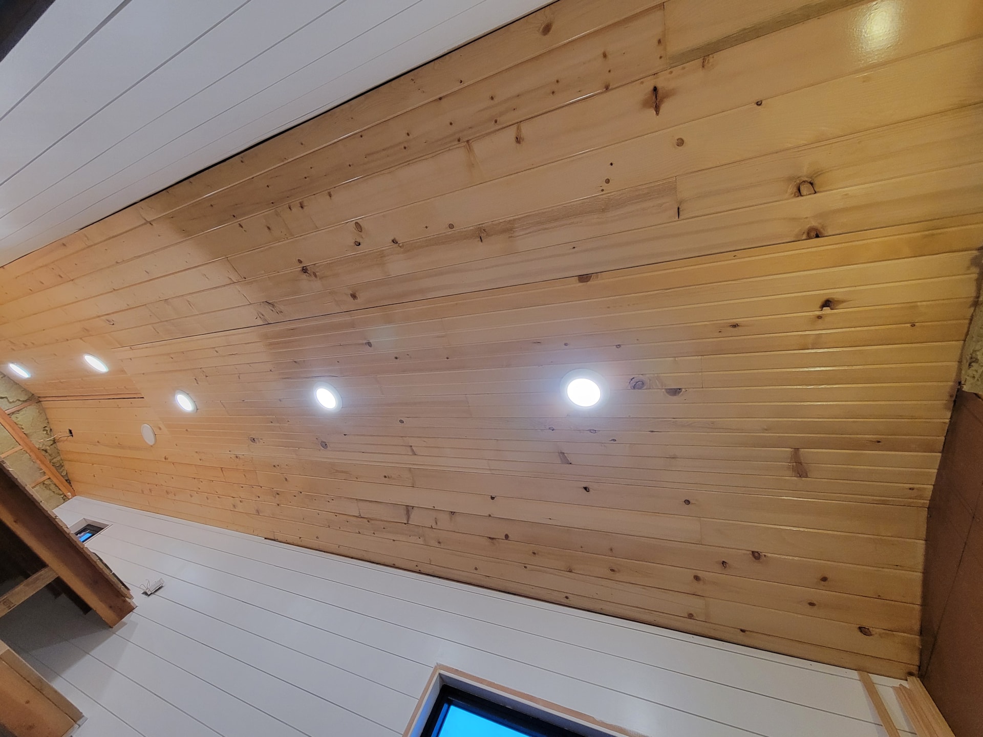 24' Tiny Home on Wheels - Image 4 Thumbnail