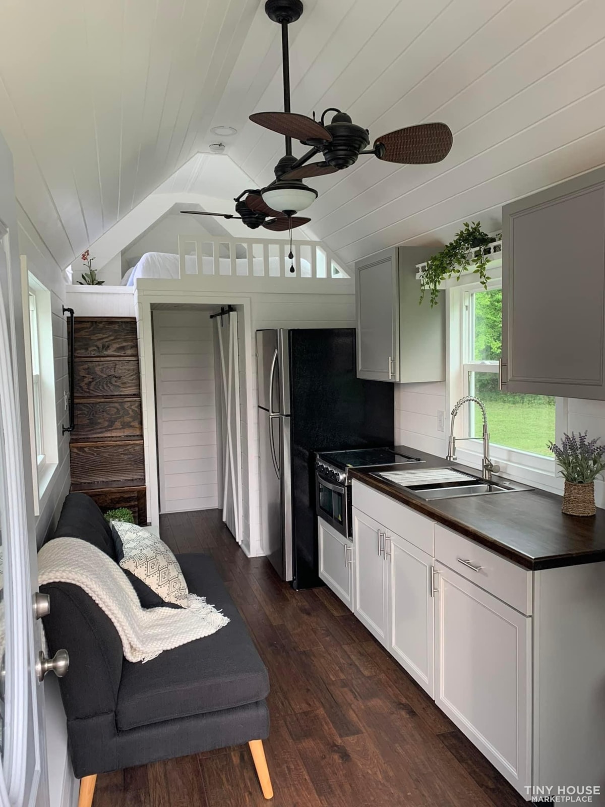 24’ Tiny home on wheels  - Image 2 Thumbnail
