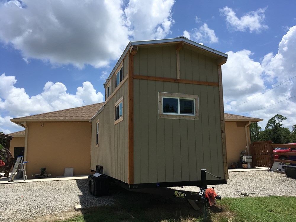 24' Tiny House on wheels - Image 3 Thumbnail