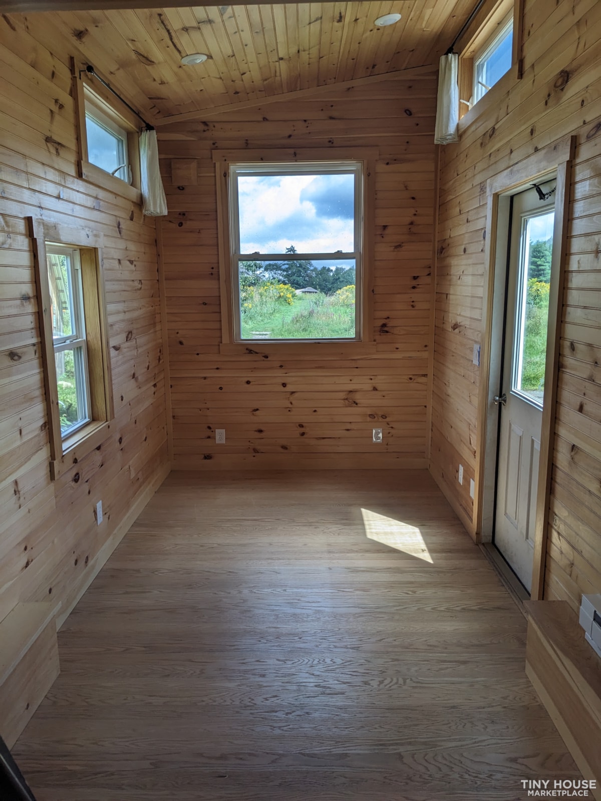 24' Tiny House On Wheels - Image 3 Thumbnail