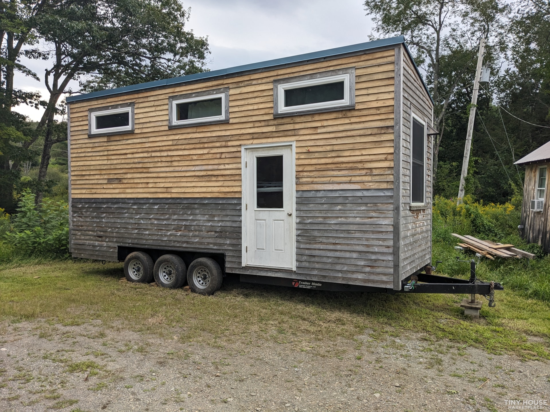 24' Tiny House On Wheels - Image 4 Thumbnail