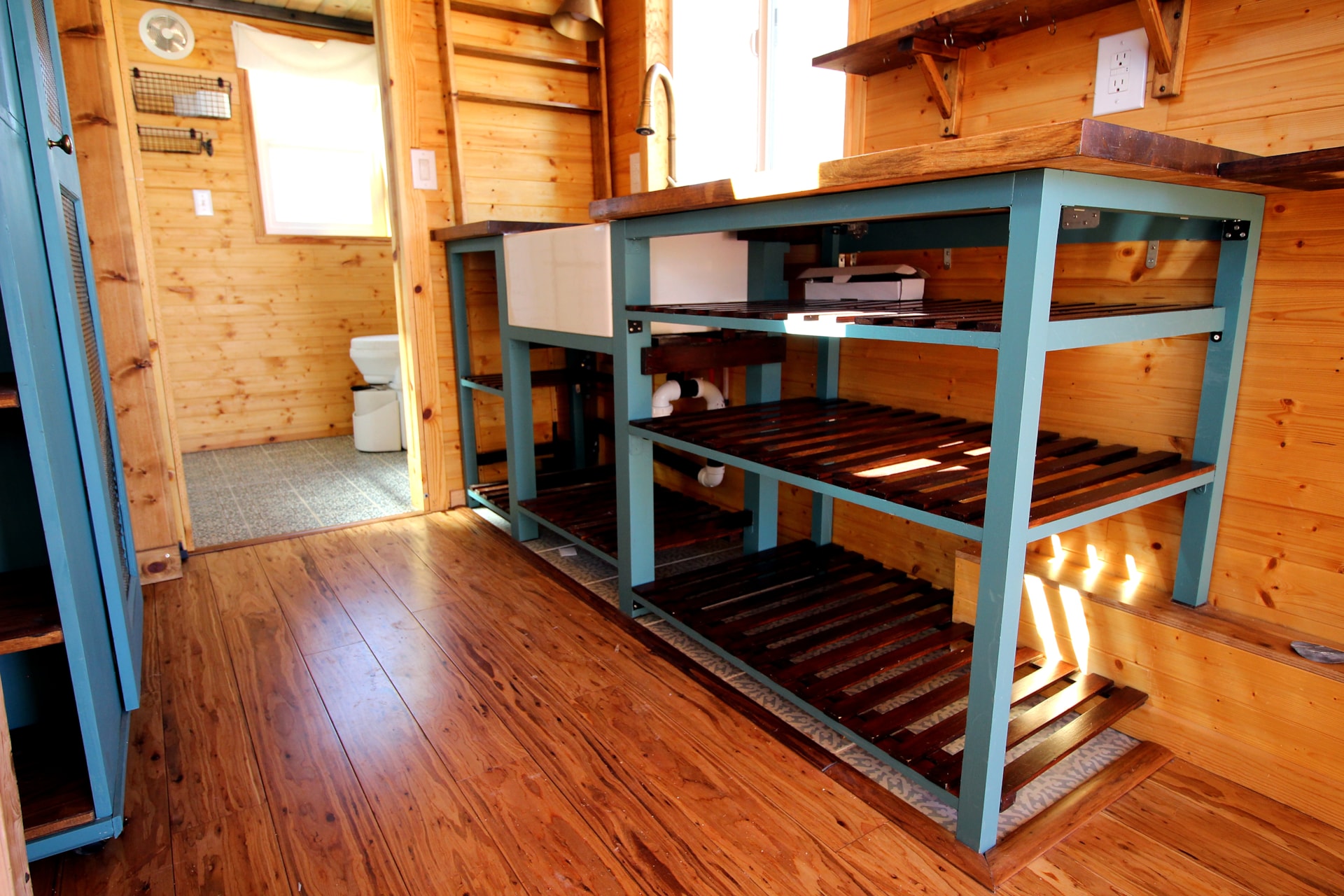 24’ Tiny House on Wheels - Image 3 Thumbnail