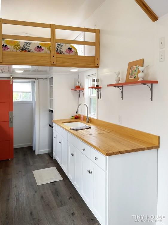 24' x 8' “Poppy” by Modern Tiny Living - New Price! - Image 3 Thumbnail