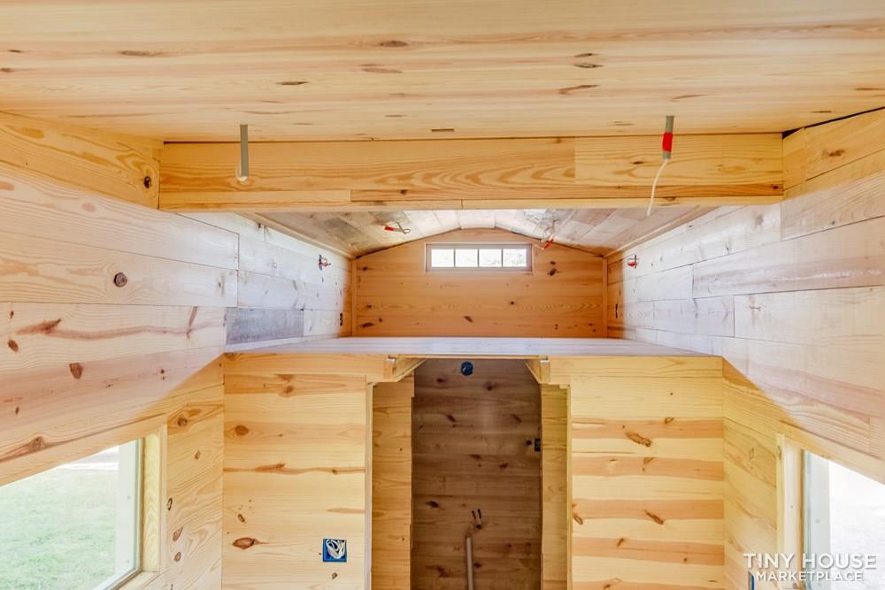 24'x8' Mobile Tiny Home with Loft - Image 3 Thumbnail