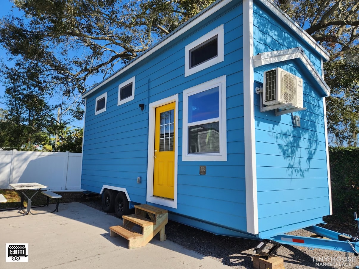 24ft Long 296sqft Tiny Home! 2 Beds, 1 Bath, Full Kitchen! 