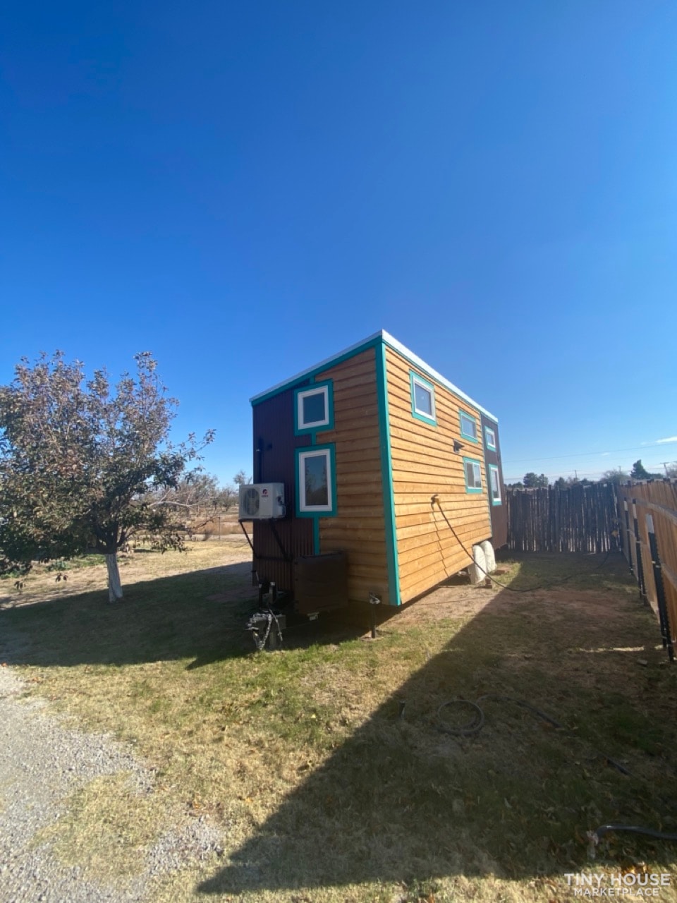 24ft THOW. High spec & move-in ready - Image 1 Thumbnail