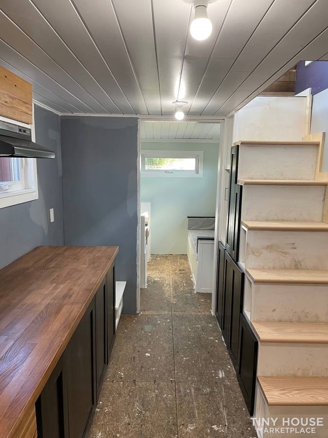 24ft Tiny House on Wheels For Sale - Image 4 Thumbnail