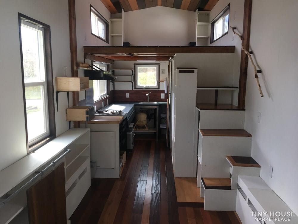 24ftx8.5ft Tiny House for sale - open to offers! - Image 3 Thumbnail