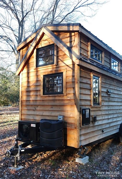 26' Cypress Tumbleweed tiny house - RVIA certified - Image 4 Thumbnail