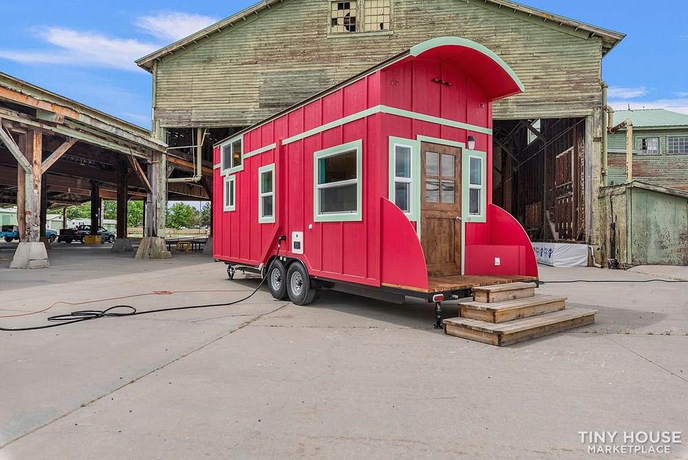 26 ft.  Newly Built Vardo-Style Tiny House