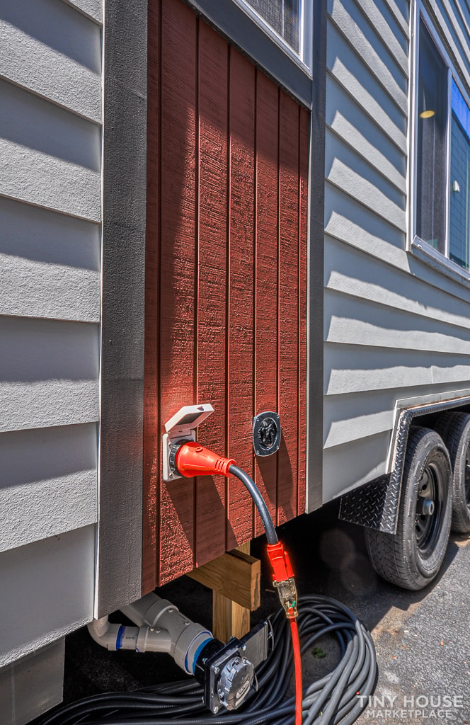 26' NOAH certified tiny house on wheels - Image 4 Thumbnail