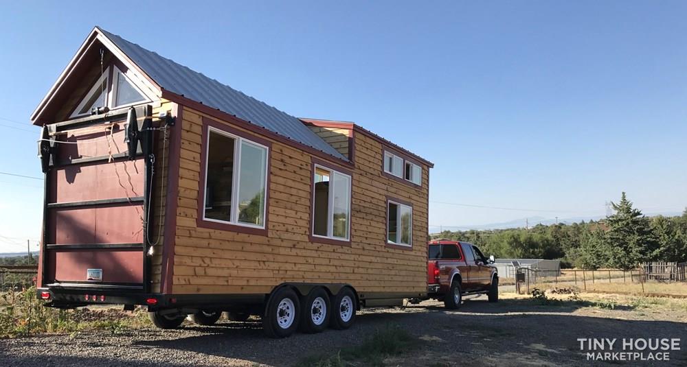 26' THOW Unique layout for BIG living in a Tiny!