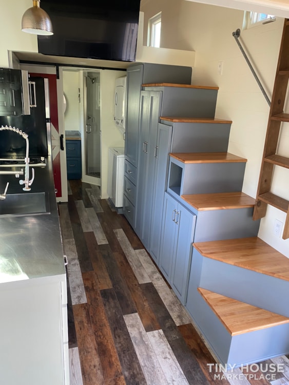 26’ tiny house - Image 3 Thumbnail