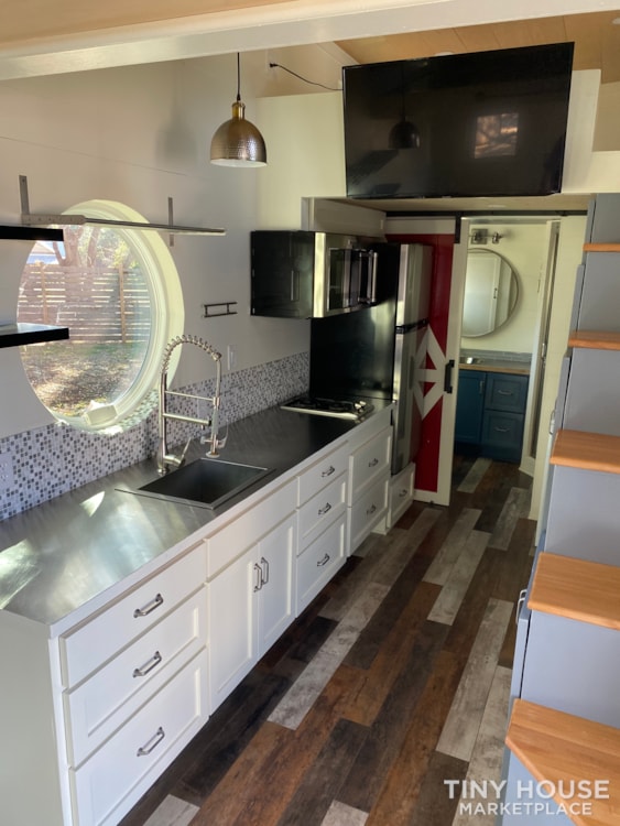 26’ tiny house - Image 4 Thumbnail