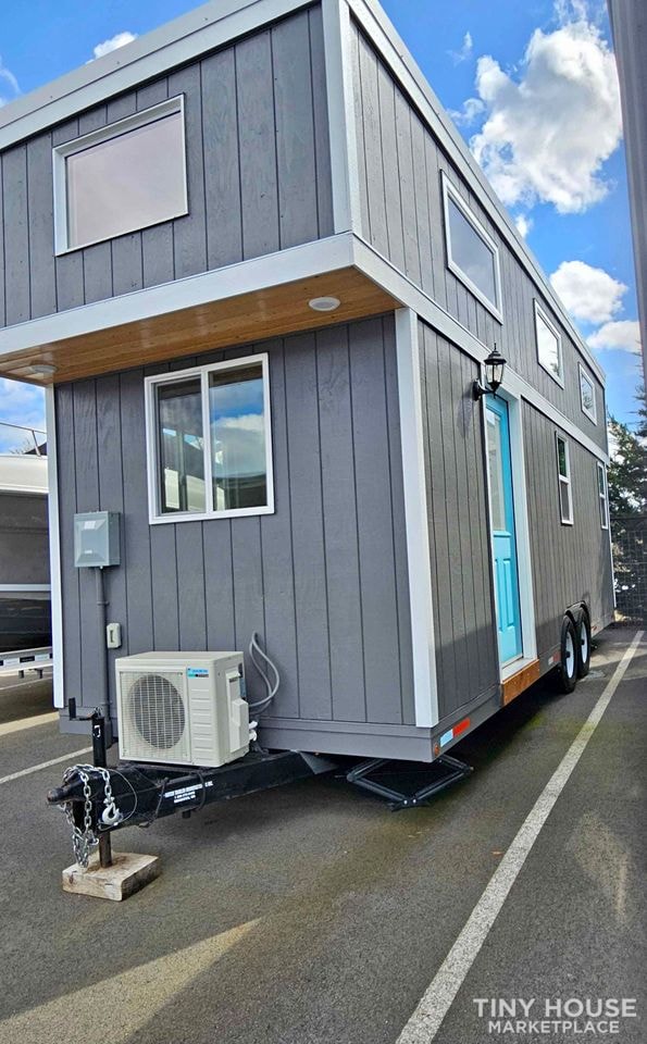 26ft Long - Dual Lofts, Full Size Appliances, Shower/Tub & W/D Hookups! - Image 1 Thumbnail