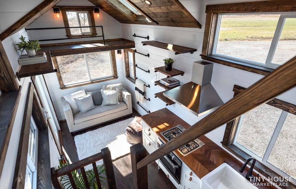 26ft Napa #1 Tiny Home - Cozy and Bright!